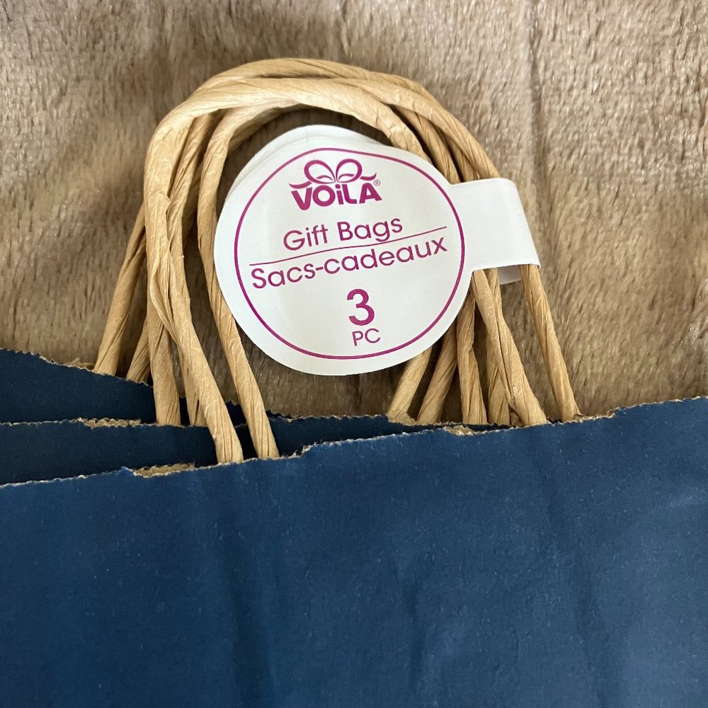 Set of 36 Paper Gift Bags With Handles - Picture 2 of 2